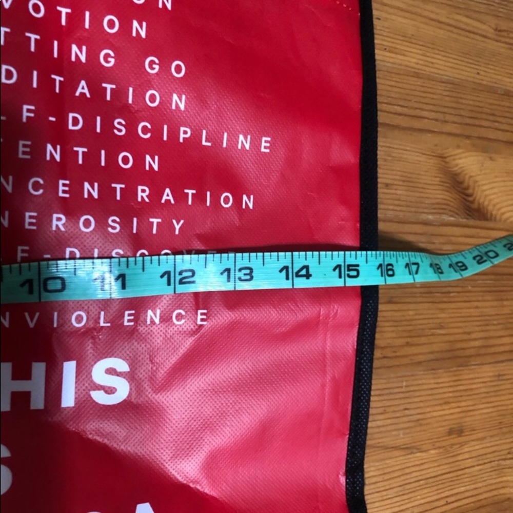 2 Lululemon+ bag - Picture 13 of 13